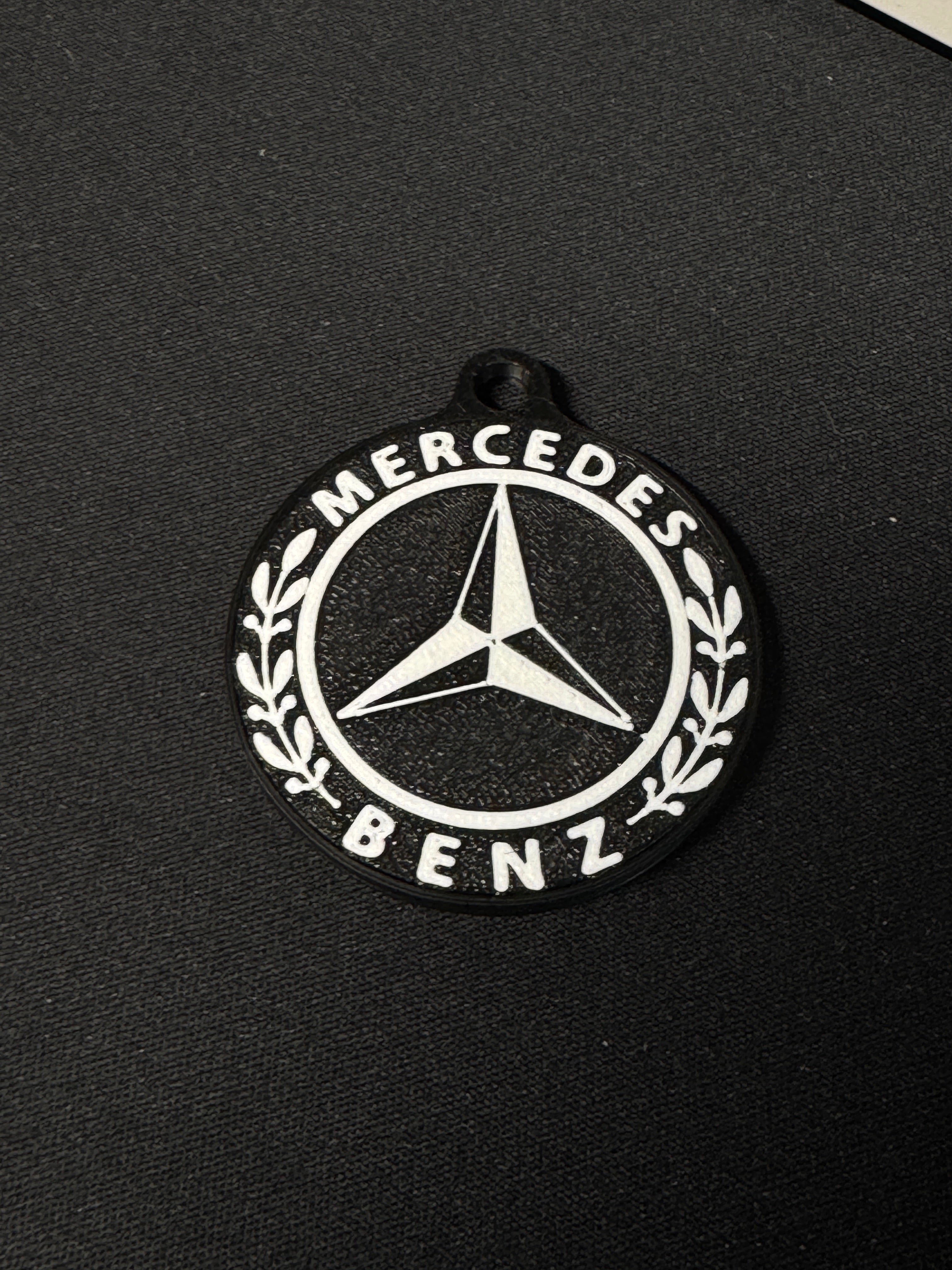 Llavero Logo Coche NFC Impreso en 3D | VW, Mercedes, Toyota, Renault y más