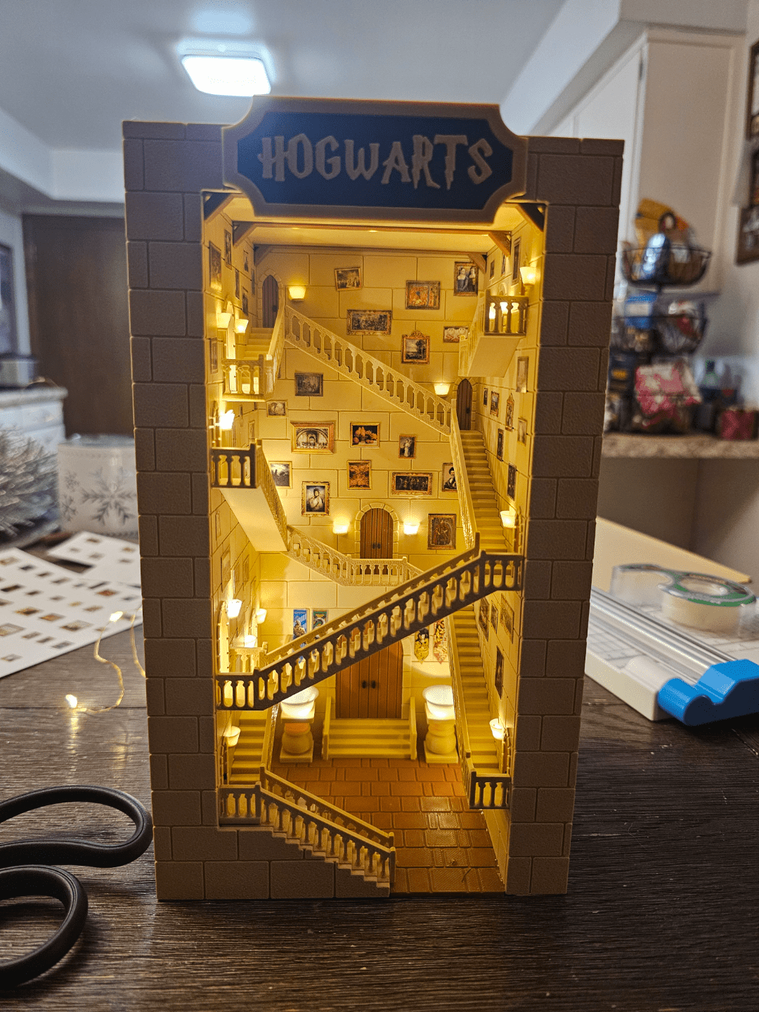 Book Nook Hogwarts - Vantor StreetBook Nook HogwartsRinconcito de librosVantor StreetVantor StreetBook Nook Hogwarts
