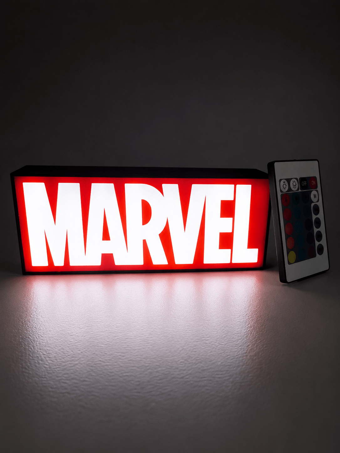 Lámpara Marvel LED RGB Avengers – Luz Decorativa con Mando a Distancia - Vantor StreetLámpara Marvel LED RGB Avengers – Luz Decorativa con Mando a DistanciaVantor StreetVantor StreetRojoLámpara Marvel LED RGB Avengers – Luz Decorativa con Mando a Distancia