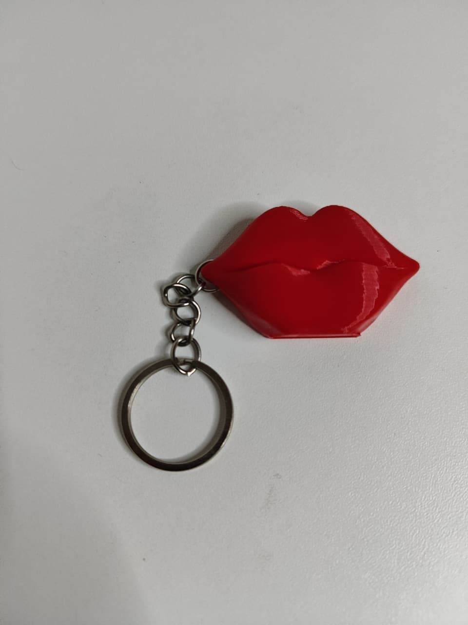 Llavero Abridor de Latas con Forma de Labios - Vantor StreetLlavero Abridor de Latas con Forma de LabiosAccesorios y LlaverosVantor StreetVantor StreetLlavero Abridor de Latas con Forma de Labios