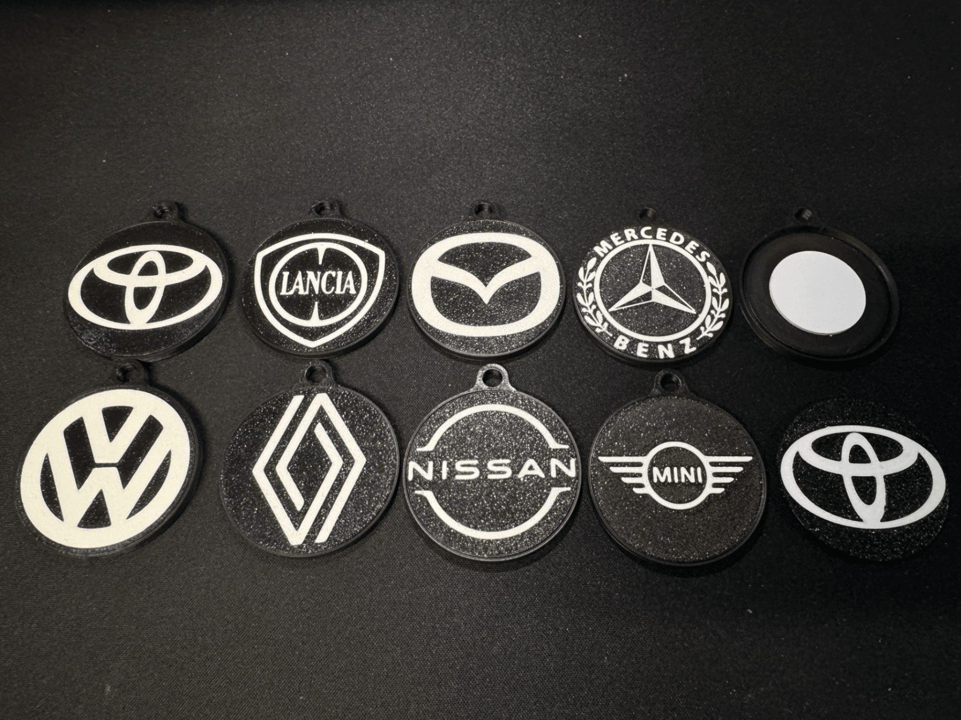 Llavero Logo Coche NFC - Vantor StreetLlavero Logo Coche NFCLLaveros nfcVantor StreetVantor StreetVolkswagenLlavero Logo Coche NFC