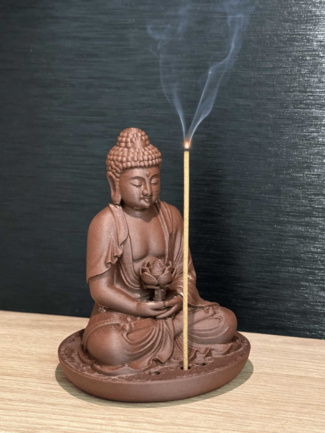 Porta Incienso Buda con Flor de Loto - Vantor StreetPorta Incienso Buda con Flor de LotoPortainciensosVantor StreetVantor StreetPorta Incienso Buda con Flor de Loto
