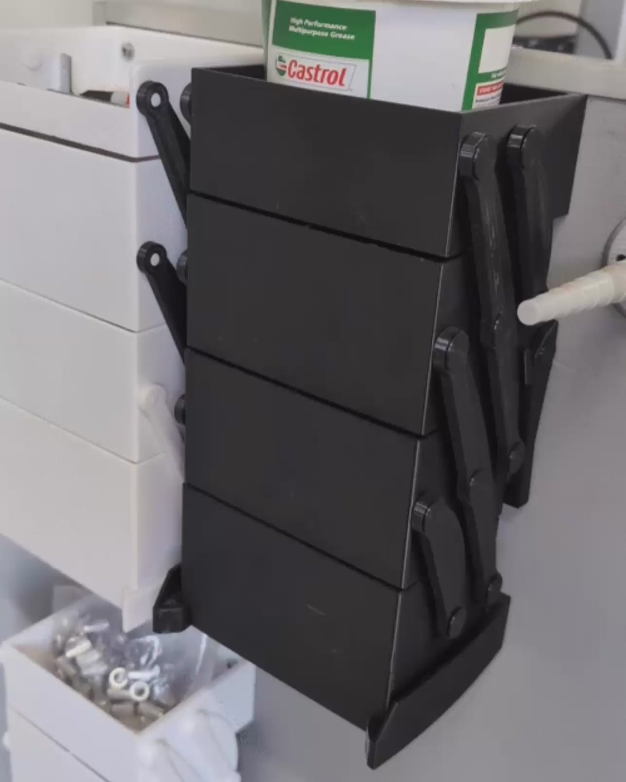 StackWall — Organizador modular de pared impreso en 3D