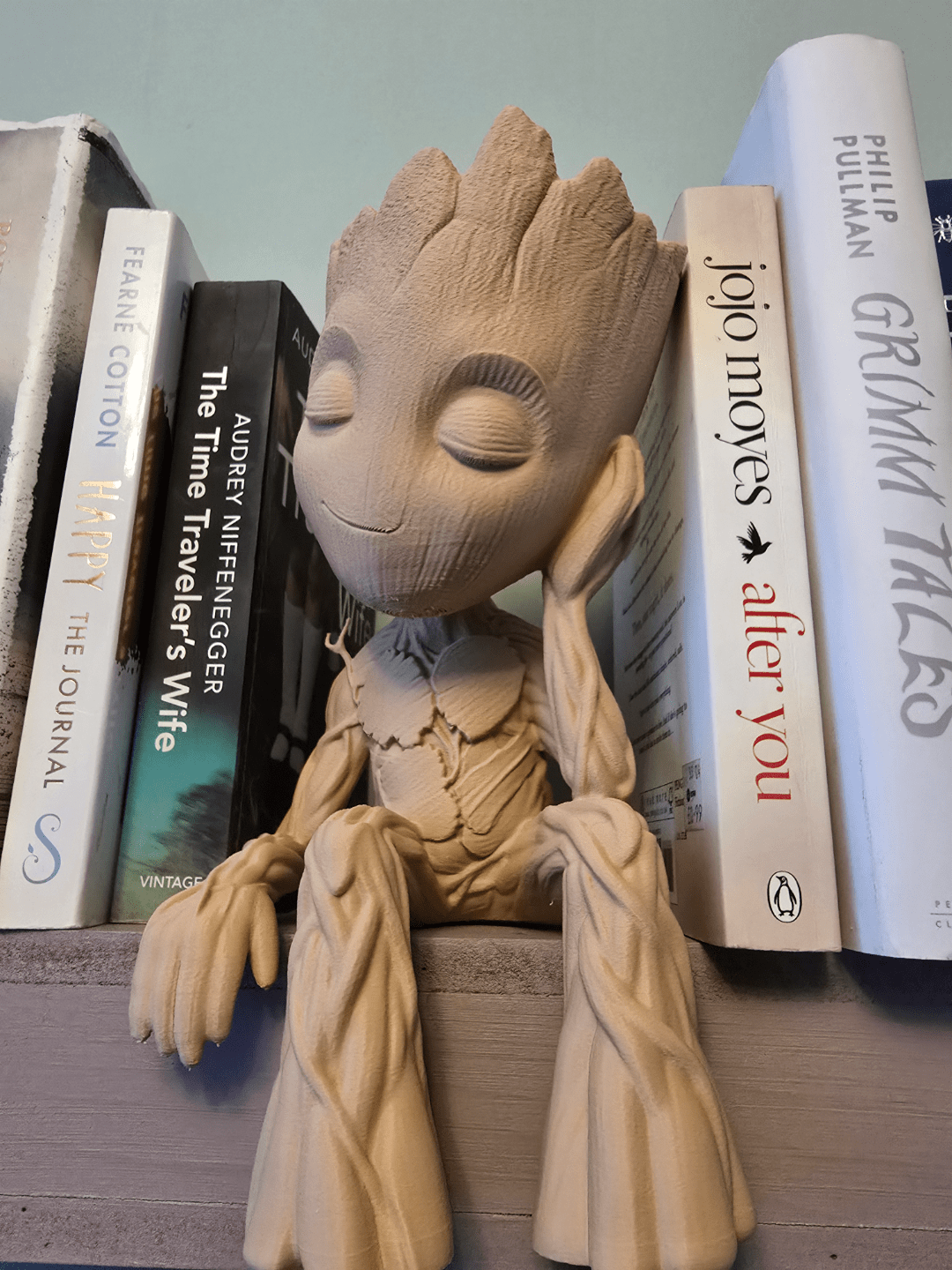 Sujetalibros Baby Groot - Vantor StreetSujetalibros Baby GrootRinconcito de librosVantor StreetVantor StreetSujetalibros Baby Groot